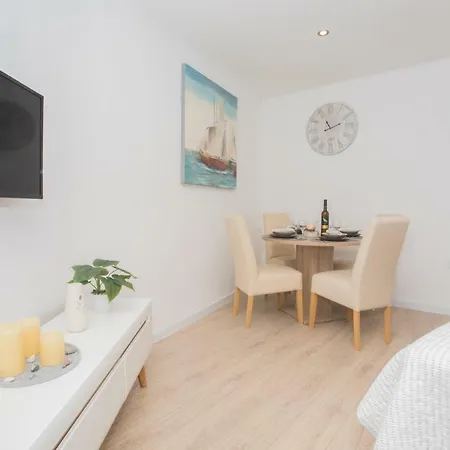 Vinka Apartment *