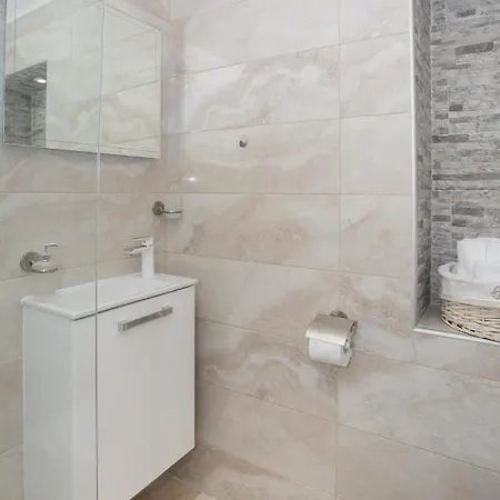 Apartment Vinka Sibenik